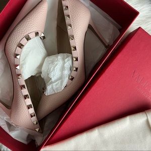Valentino Rockstud Pumps
